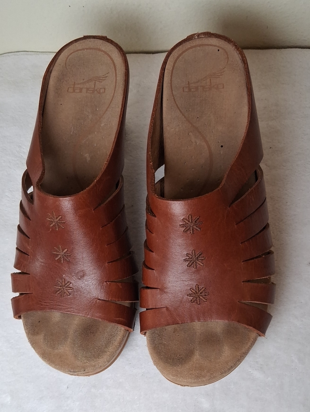 Dansko Women's Brown Leather Cutout Slide Mules